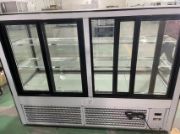 Glass Refrigerated Cake Display Counter