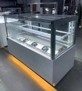 Glass Refrigerated Cake Display Counter