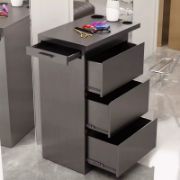 Top-Selling Rolling Metal Beauty Trolley